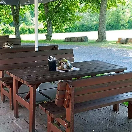 Отель Rodinny Pod Bilou Skalou