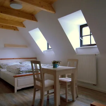 Hotel Rodinny Pod Bilou Skalou
